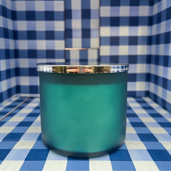 🌲FRESH BALSAM 3-Wick Bath & Body Works Candle - Picture 8 of 8